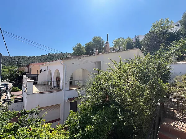 Appartement avec jardin dans l'urbanisation Sant Miquel de Colera