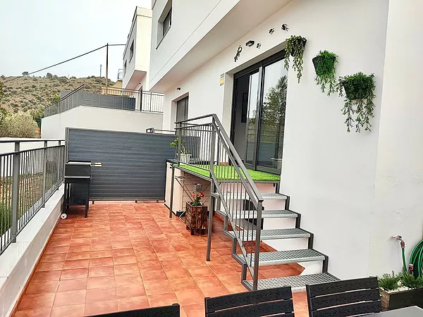 Maison avec jardin et parking dans l'urbanisation Sant Miquel de Colera