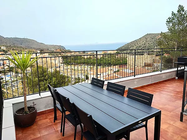 Maison avec jardin et parking dans l'urbanisation Sant Miquel de Colera