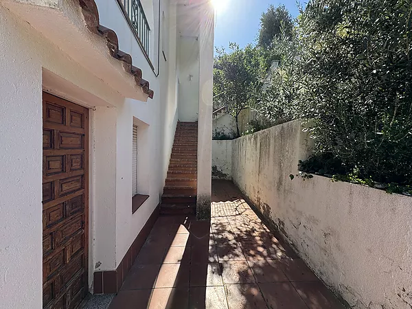 Ground floor in the Urbanization Sant Miquel de Colera