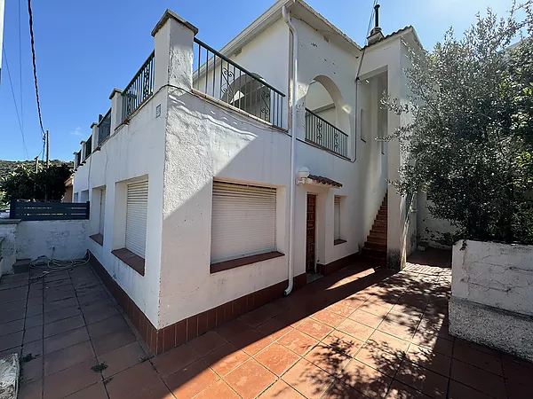 Ground floor in the Urbanization Sant Miquel de Colera