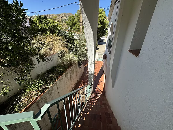 Appartement avec jardin dans l'urbanisation Sant Miquel de Colera