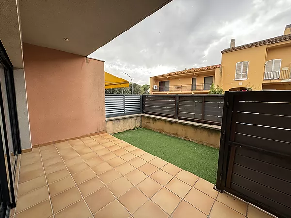 Terraced house for sale in Peralada