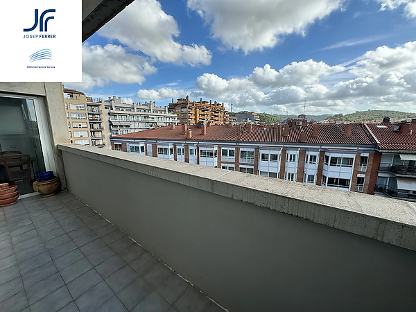 Penthouse duplex in Casernes