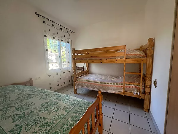 Maison individuelle avec jardin dans l'urbanisation Sant Miquel de Colera